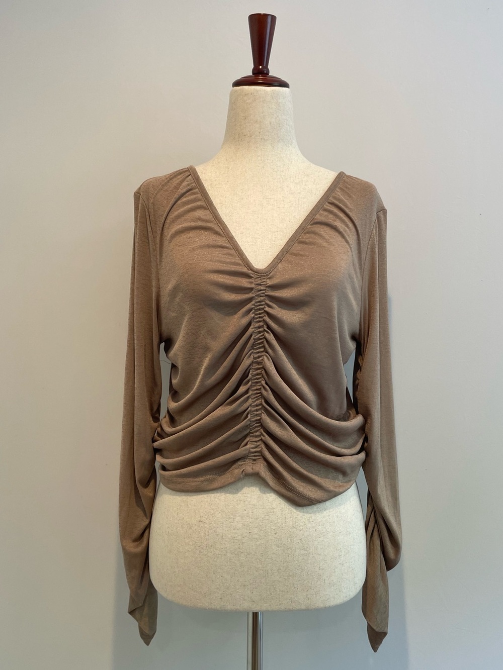 Topshop Ruched V-Neck Long Sleeve Top - size 12